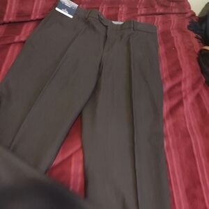 Stafford Men's Carbon Brown Dress Pants 36x32